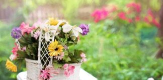 Na jaką głębokość kopać pod słupki ogrodzeniowe?