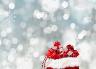 Kto przynosi prezenty 24 grudnia?